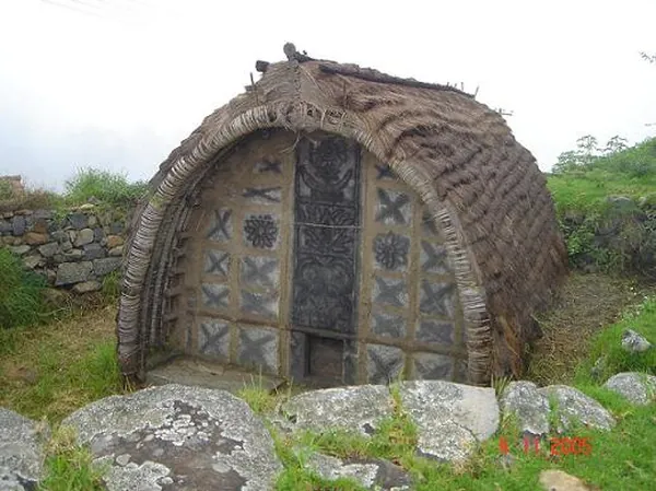 Toda Huts